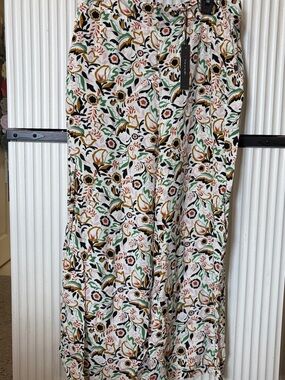 Tahari White Floral Wide-Leg Pants